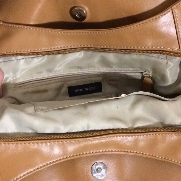 Nine West bag - Picture 2 of 3